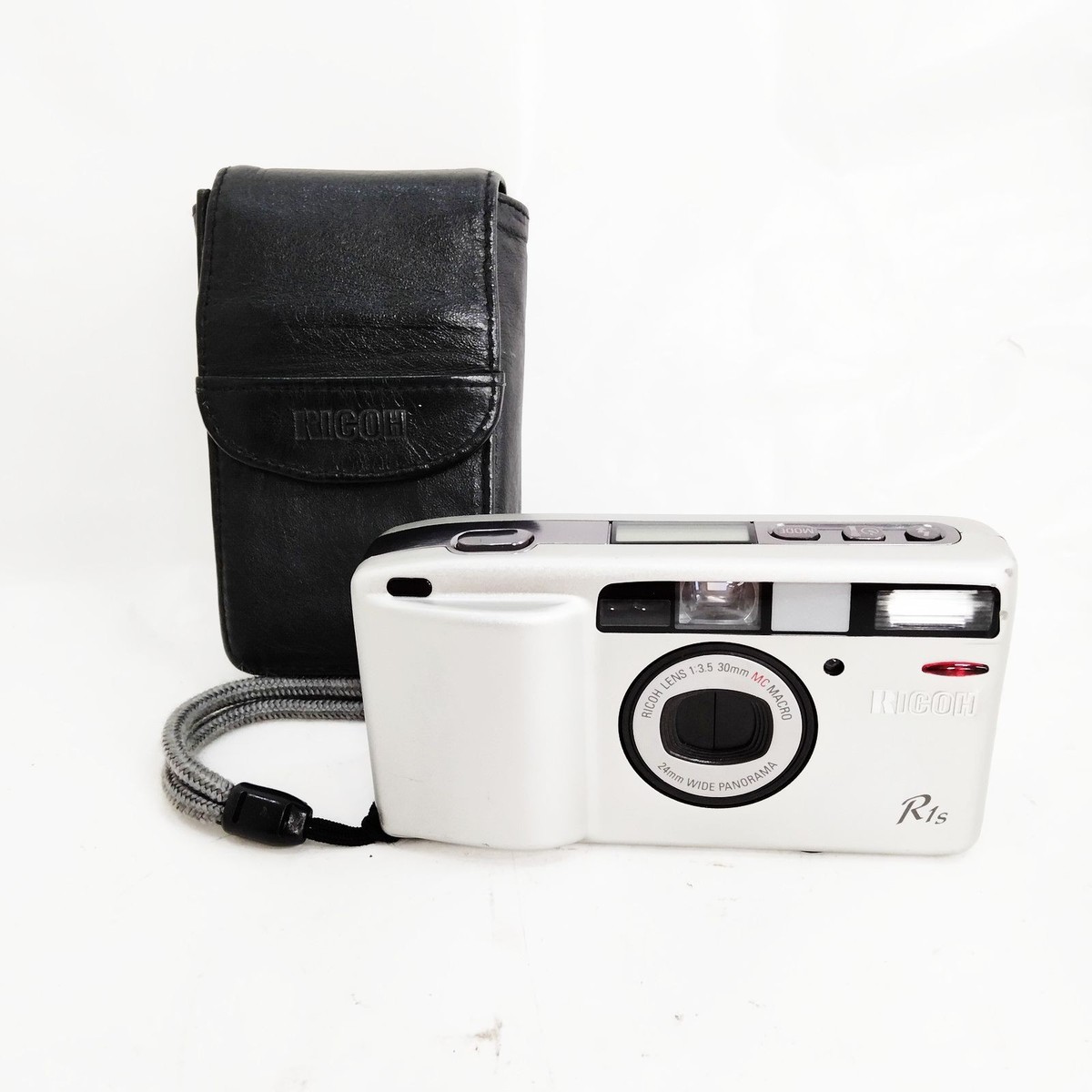 Ricoh R1S Point and Shoot Auto 35 mm RICOH LENS 1 3.5 30mm 4479994