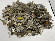 Vintage Key Lot Mixed Old Keys Craft Upcycle Collectors 19lbs Vintage Key Lot Mixed Old Keys Craft Upcycle Collectors 19lbs