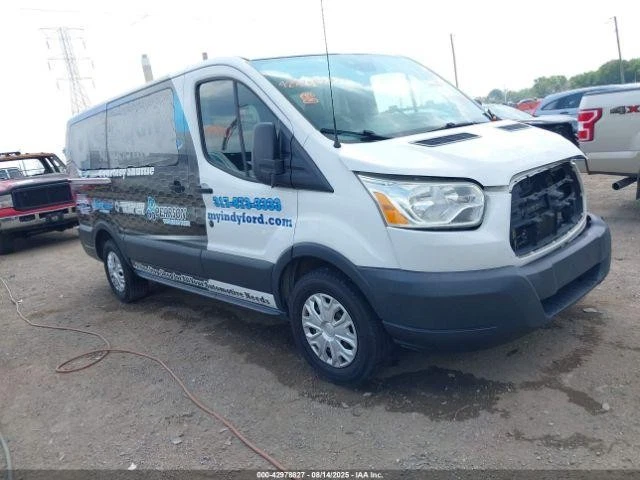 Guantera usada se adapta a: Ford Transit 150 2015 grado A Foto 3 de 4