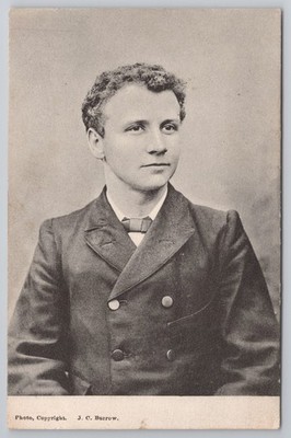 Junger Mann Portrait J.C. Burrow frühe Foto Postkarte