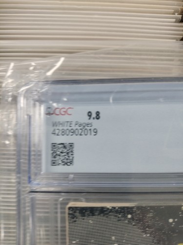 Crisis On Infinity Earth 1 Cgc 9.8 - Picture 6 of 7