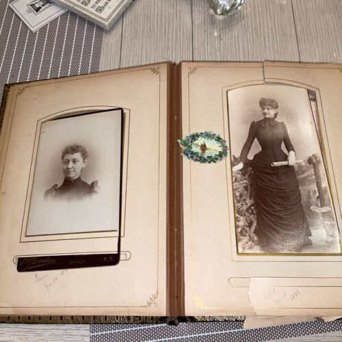 Antico album di carte armadio vittoriano del 1885 pieno di carte armadio - Foto 7 di 21