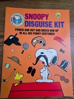 Vintage 1982 PEANTUS Snoopy Punch-Out Disguise Kit Paper Dolls Activity Book NEW
