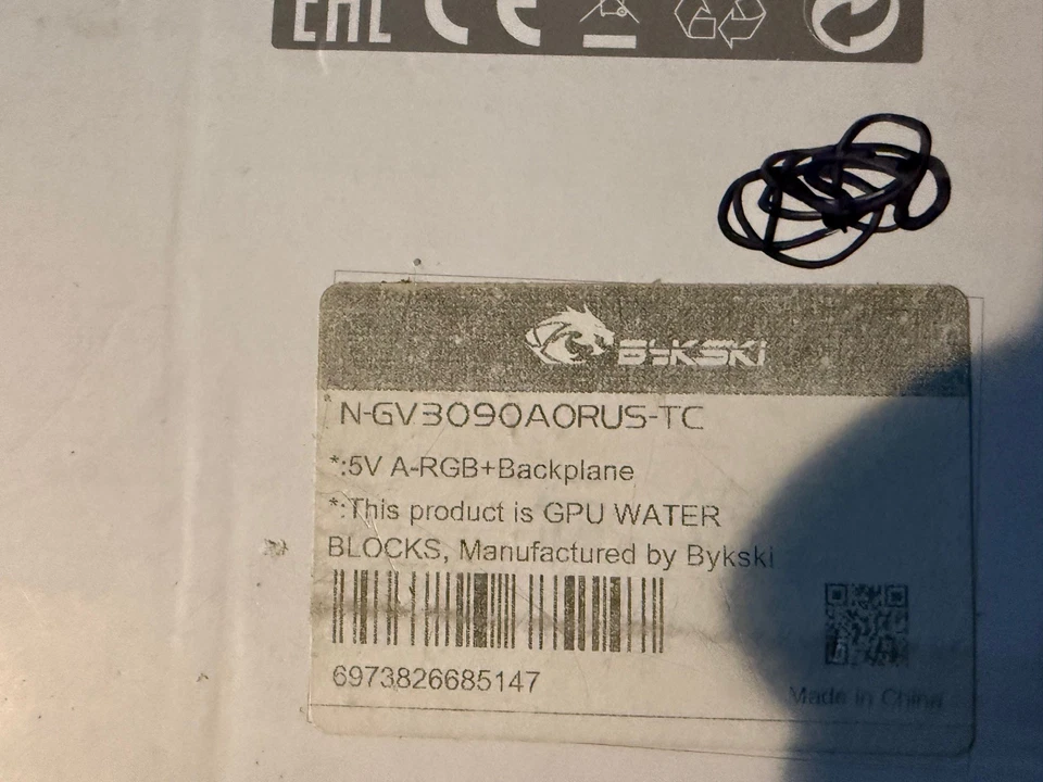 Bloque de agua Bykski 3090 N-GV3090GM-OC-TC-BE Foto 4 de 4