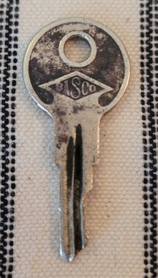 Vintage Basco Briggs & Stratton Corp. Key. Milwaukee Wis. U.S.A.