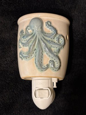Scentsy Octopus Plug-In Wax Warmer Beige Blue Ceramic Night Light
