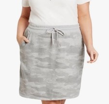 Maurice s Women s Plus Size Gray Camo Print Terry Cloth Skirt W/ Pockets NWT 0X