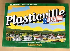 NEW Bachman PLASTICVILLE USA 45607 SPLIT LEVEL HOUSE "O" GAUGE TRAIN DISPLAY