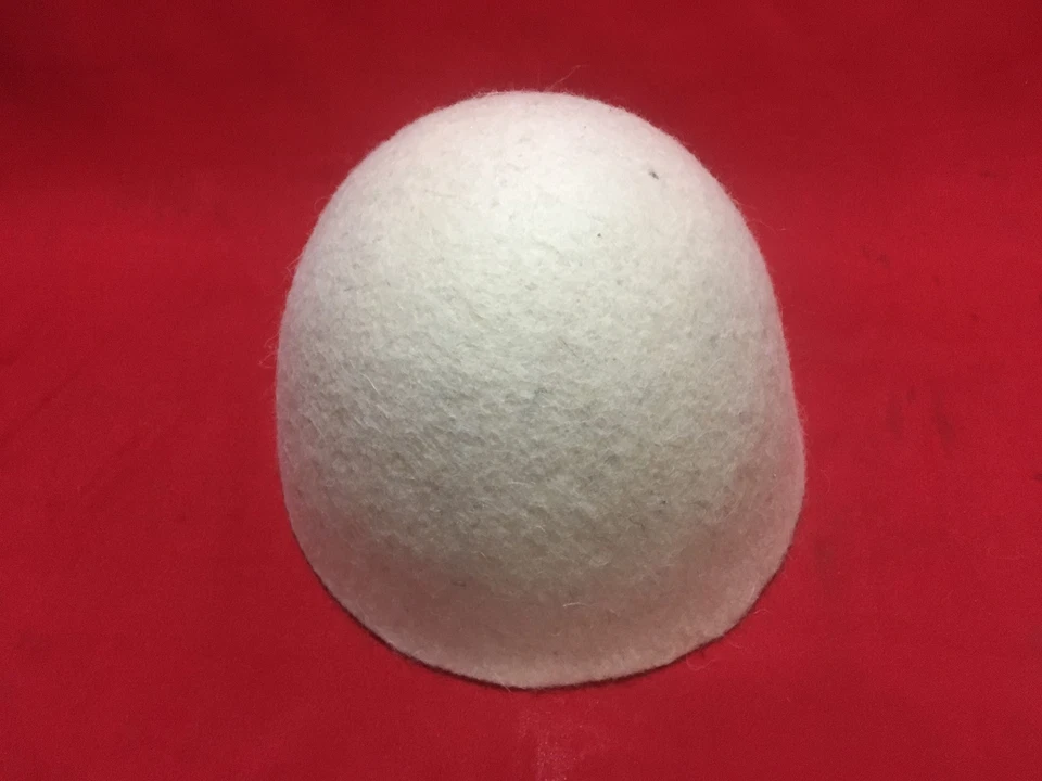 SOMBRERO DE LANA ALBANIA PLIS FOLK QELESHE HECHO A MANO 100% LANA TAMBIÉN LLAMADO PILEUS KAPUC Foto 3 de 4