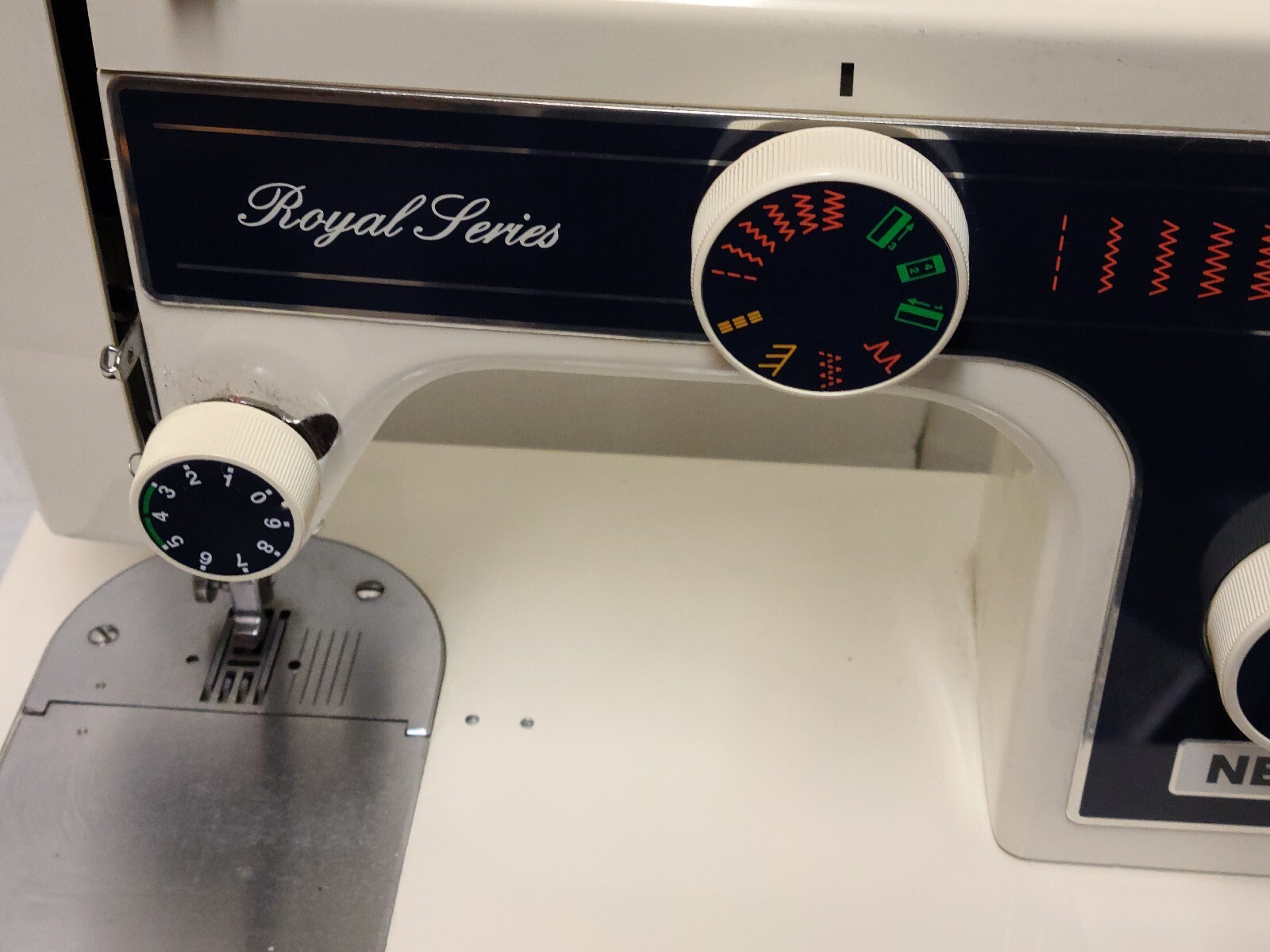 Necchi Royal Series Sewing Machine Model 3204FB eBay