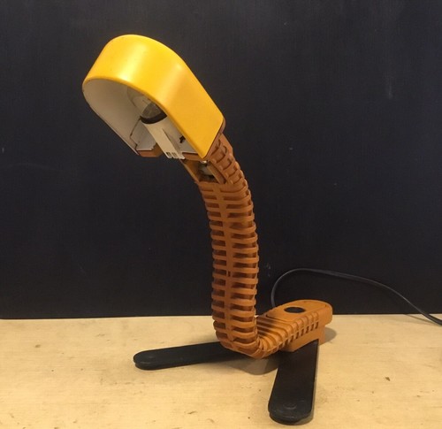 VINTAGE TABLE LIGHT “ THE COBRA “ DESK LAMP MASAYUKI KUROKAWA CIRCA 1970s - Picture 5 of 19