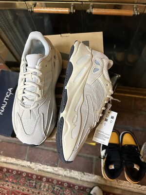 Sepatu Adidas Boost 700 Analog Adidas Yeezy 700 Punta Oro Prezzo