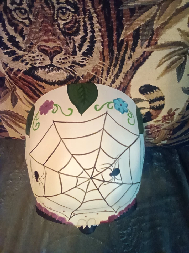 Máscara de caveira pintada à mão, veja. - Imagem 4 de 4