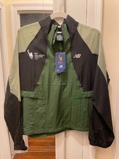 NEW 2025 TCS NY Marathon - New Balance Wind/Rain jacket, Women's M