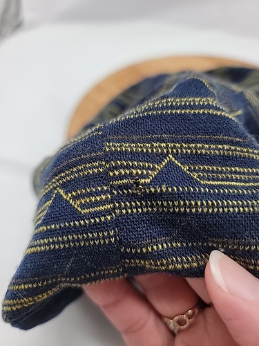 Smartwool Beanie Hat Navy Blue/Yellow Stripes 100% Merino Wool One Size - Picture 8 of 8