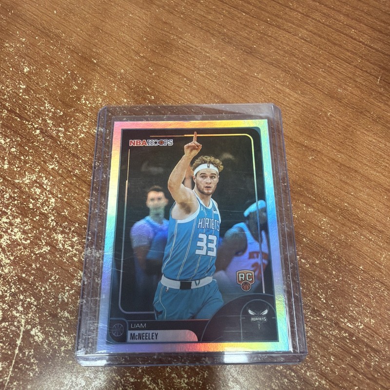 Topps 2026 NBA Hoops Rainbow Foil Rookie Liam McNeeley #232 Charlotte Hornets