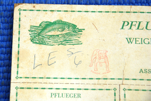 Antique Store display Fly Fishing Bass Flies NOS Pflueger Ideal Bass Flies Cards - Picture 5 of 6