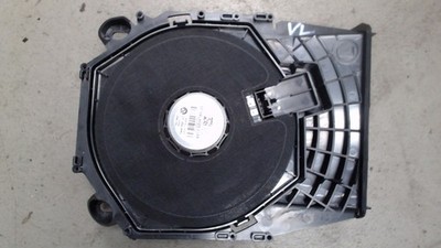 BMW X1 Bj 2011 Subwoofer Zentralbass Vorne Links guter Zustand