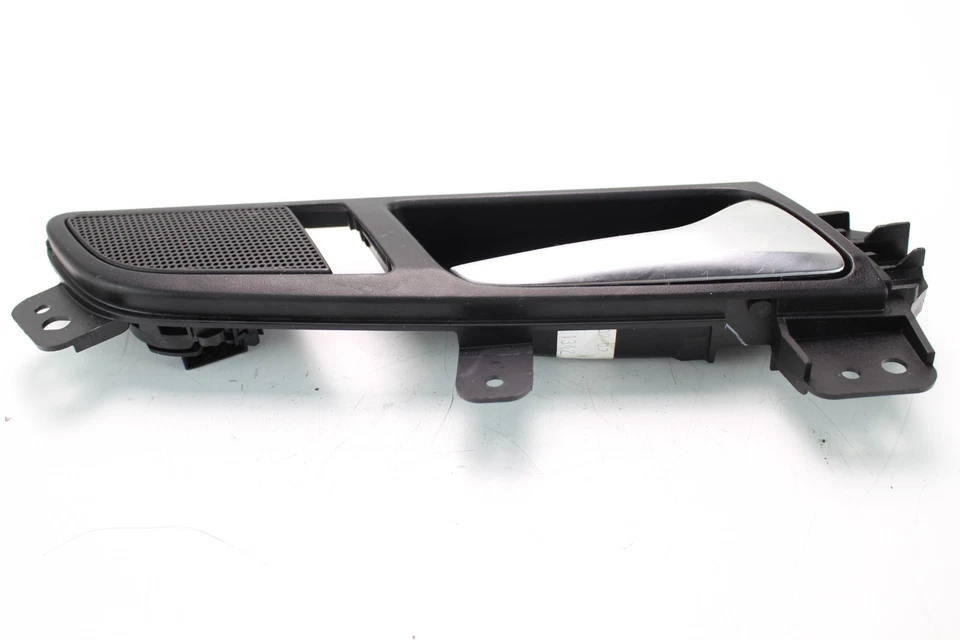 2012-2015 VOLKSWAGEN PASSAT REAR RIGHT SIDE INTERIOR DOOR HANDLE OEM, 561839114 - Image 2 of 4