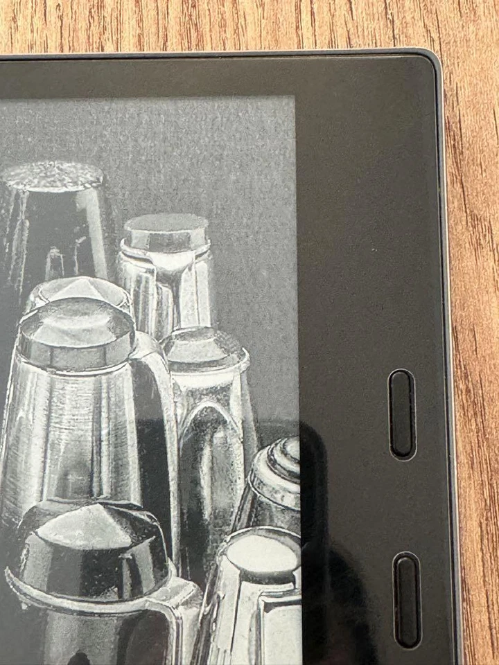 [Excellent] Amazon Kindle Oasis 9th Gen 32GB Wi-Fi 7 Touch Screen eReader No Ads - Image 3 of 4