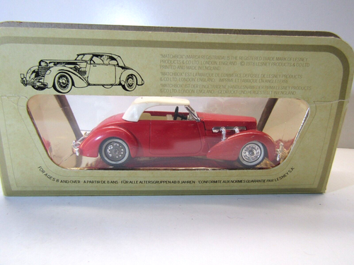 Matchbox Models of Yesteryear Y-18 1937 Cord 812 Die Cast Model Red / White - Picture 3 of 5