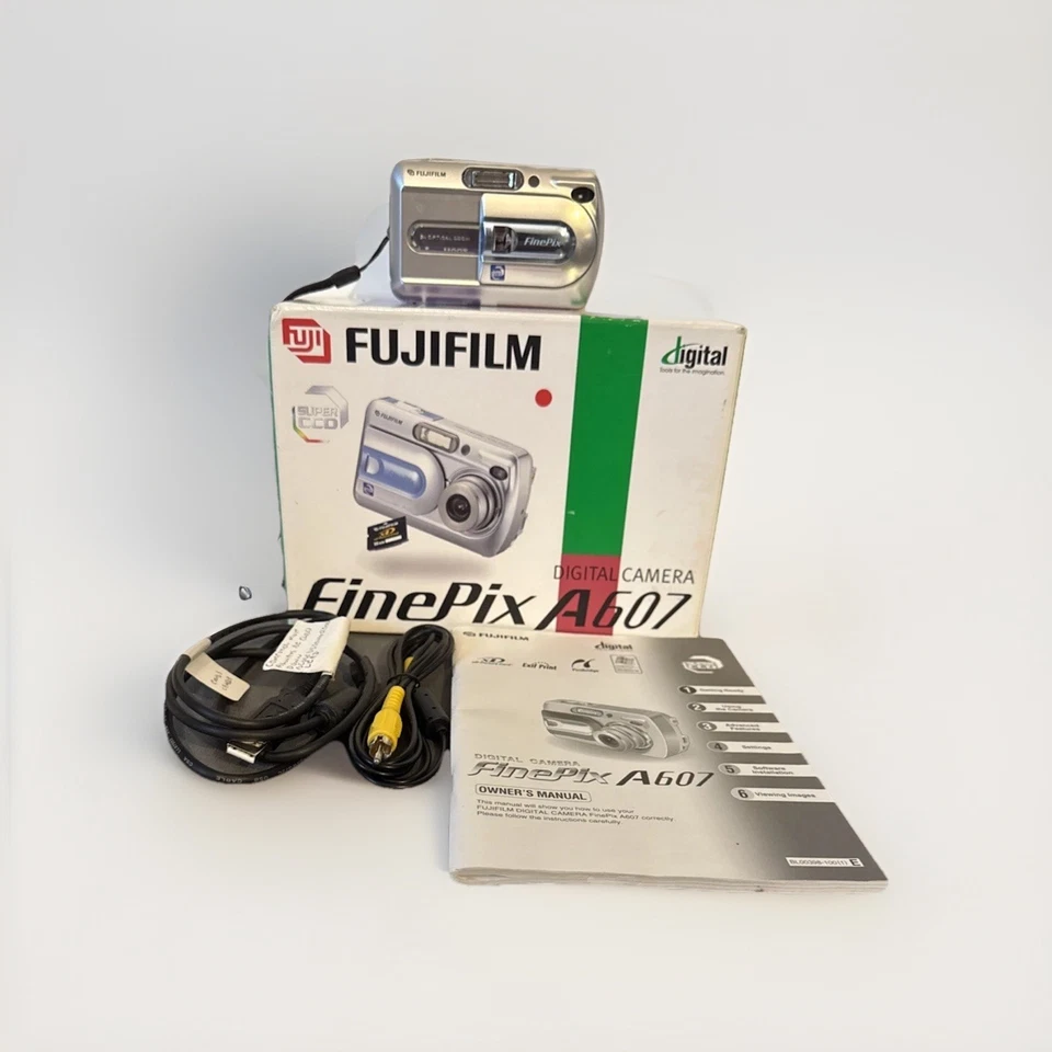 FUJIFILM FINEPIX A607 COMPACT DIGITAL CAMERA 6MP DIGITAL CAMERA 3 X OPTICAL ZOOM, photo 1 of 5