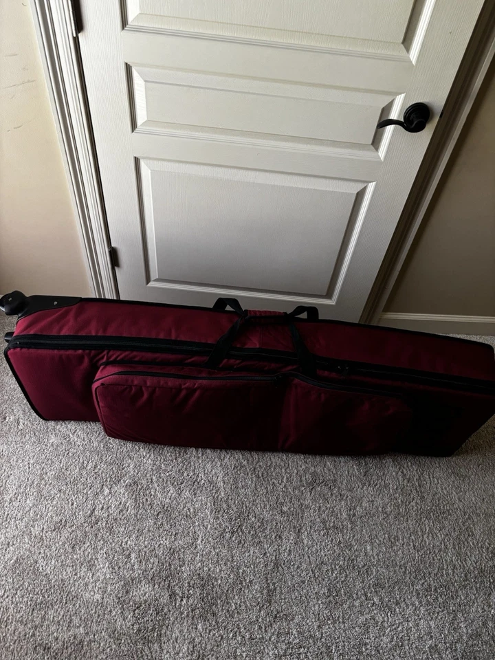 Bolsa de concierto Nord Stage GB88 Nord Logo para teclados de piano de 88 teclas - roja Foto 4 de 4