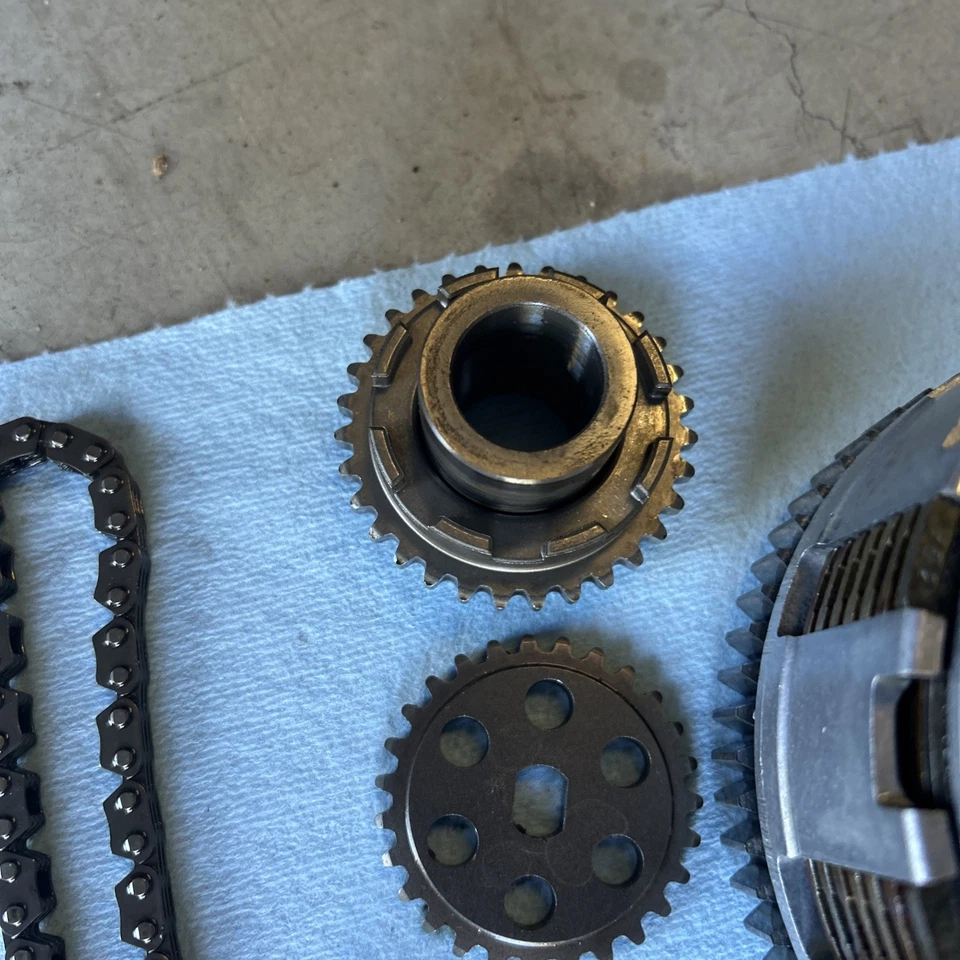 1999 - 2007 Honda VT600C Shadow 600 VLX Deluxe Clutch Basket With Plates Assm - Image 2 of 4