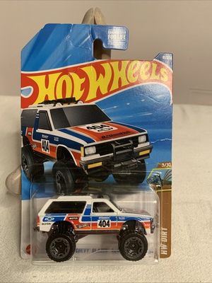#ad 2025 Hot Wheels Chevy Blazer 4x4 81 250 HW Dirt #3 10 $4.99