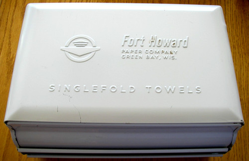 Vintage Metal Selfold Towel Dispenser Key No. 547-01 Fort Howard Paper Company