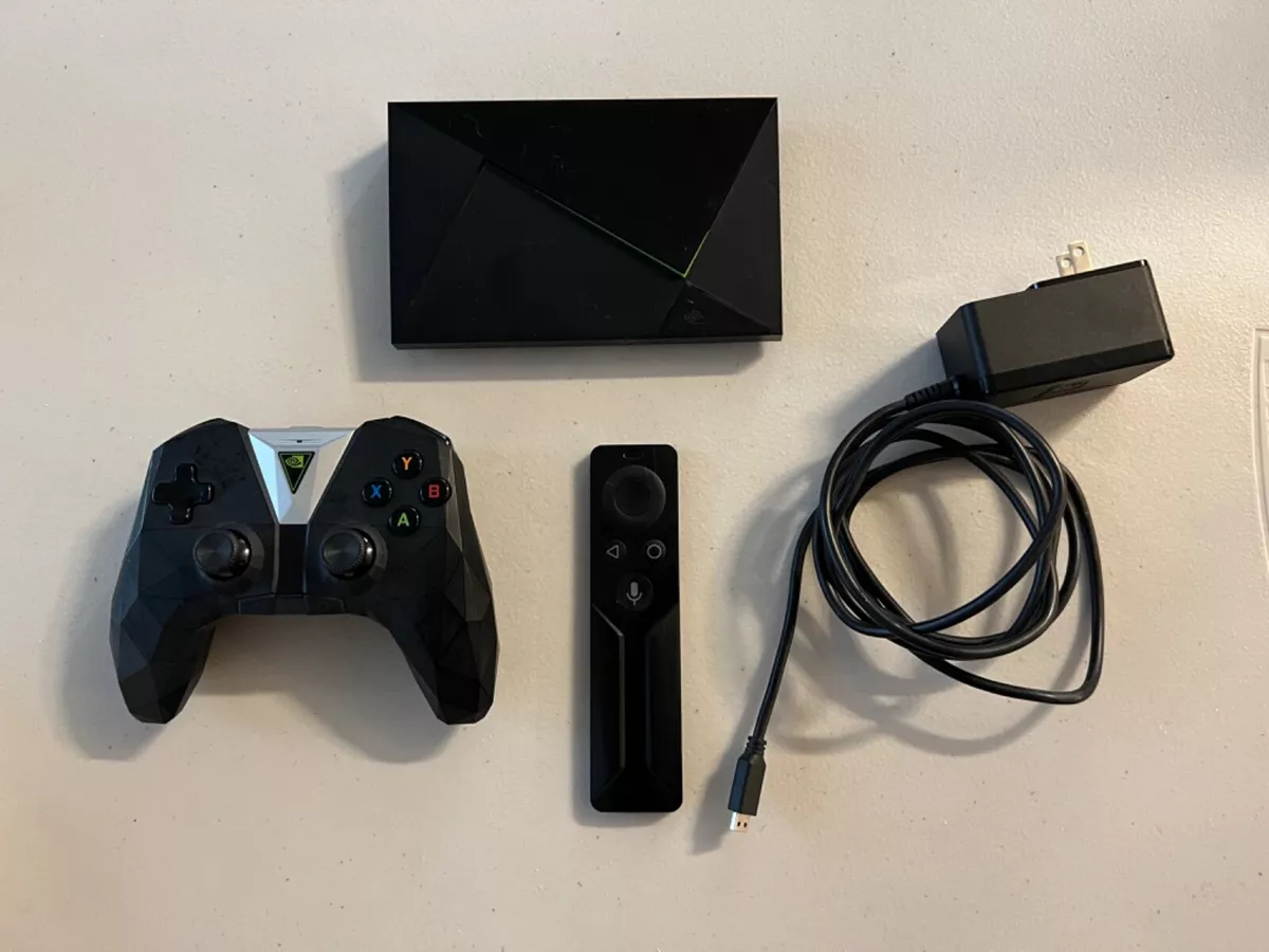 NVIDIA SHIELD TV 4K 16GB 2017 with Remote and Game Controller (READ DESC)  812674021447