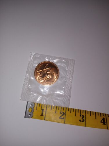 Uncirculated President Zachary Taylor Commemorative Coin Copper? - Picture 2 of 2