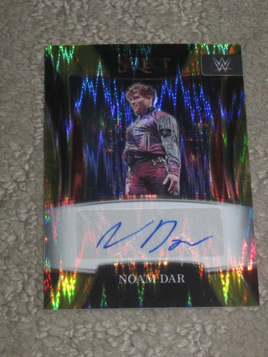 2022 Panini Select Noam Dar WWE Gold Flash Prizm Autograph Serial #8/10