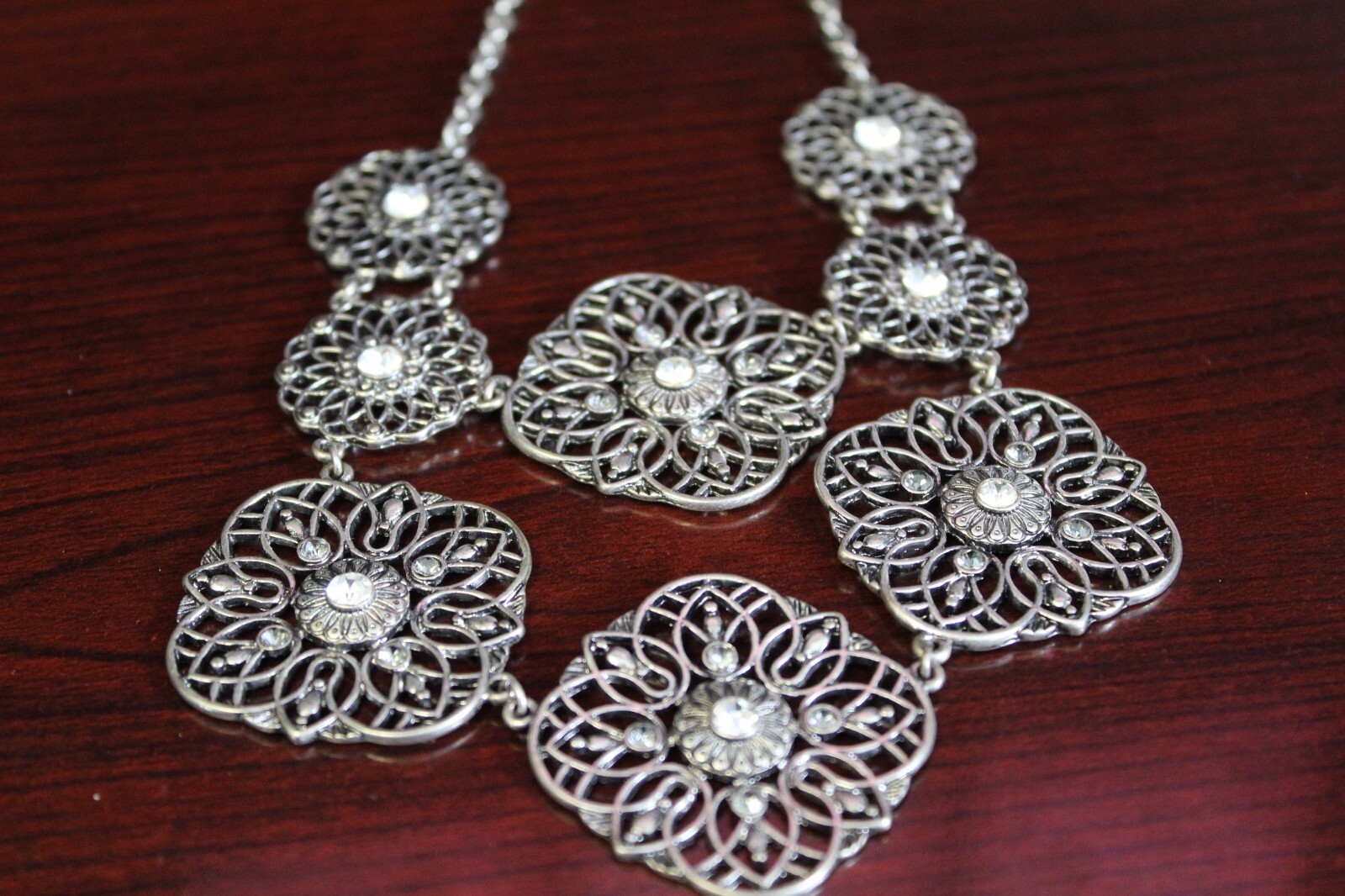 Silver Colored Circular Flower Chain Necklace - image 2
