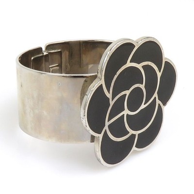 Auth CHANEL Camellia Flower Bangle Bracelet Silver/Black Metal