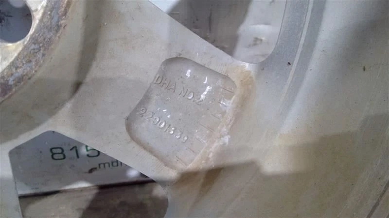 2017-2019 CHEVROLET COLORADO 16x7 ALUMINIUM WHEEL - Image 4 of 4