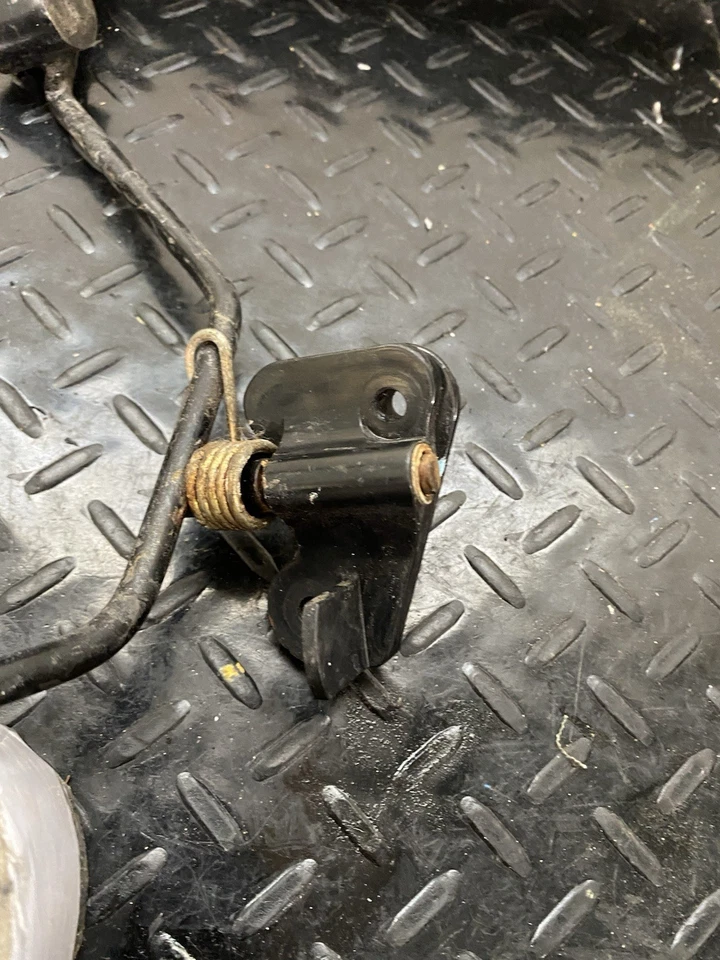 Оригинальная педаль газа акселератора Toyota Celica 1994-1999 годов выпуска | 1995 1996 1997 1998 годов выпуска - Изображение 2 из 4