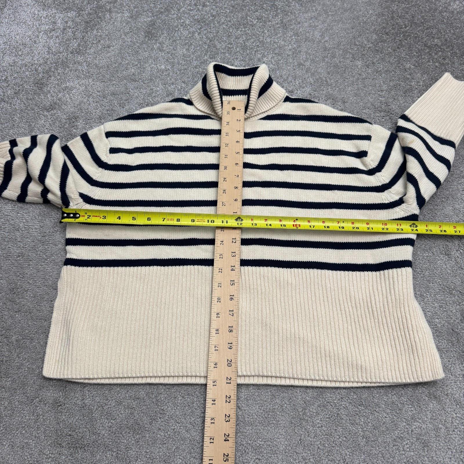 Gap Oversized Cropped Turtleneck Pullover Sweater… - image 11