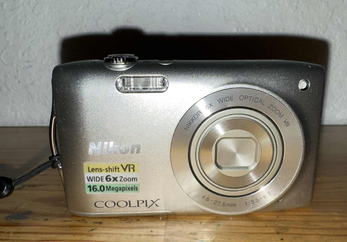 Nikon COOLPIX S3300 16.0 MP Digital Camera - Silver for sale