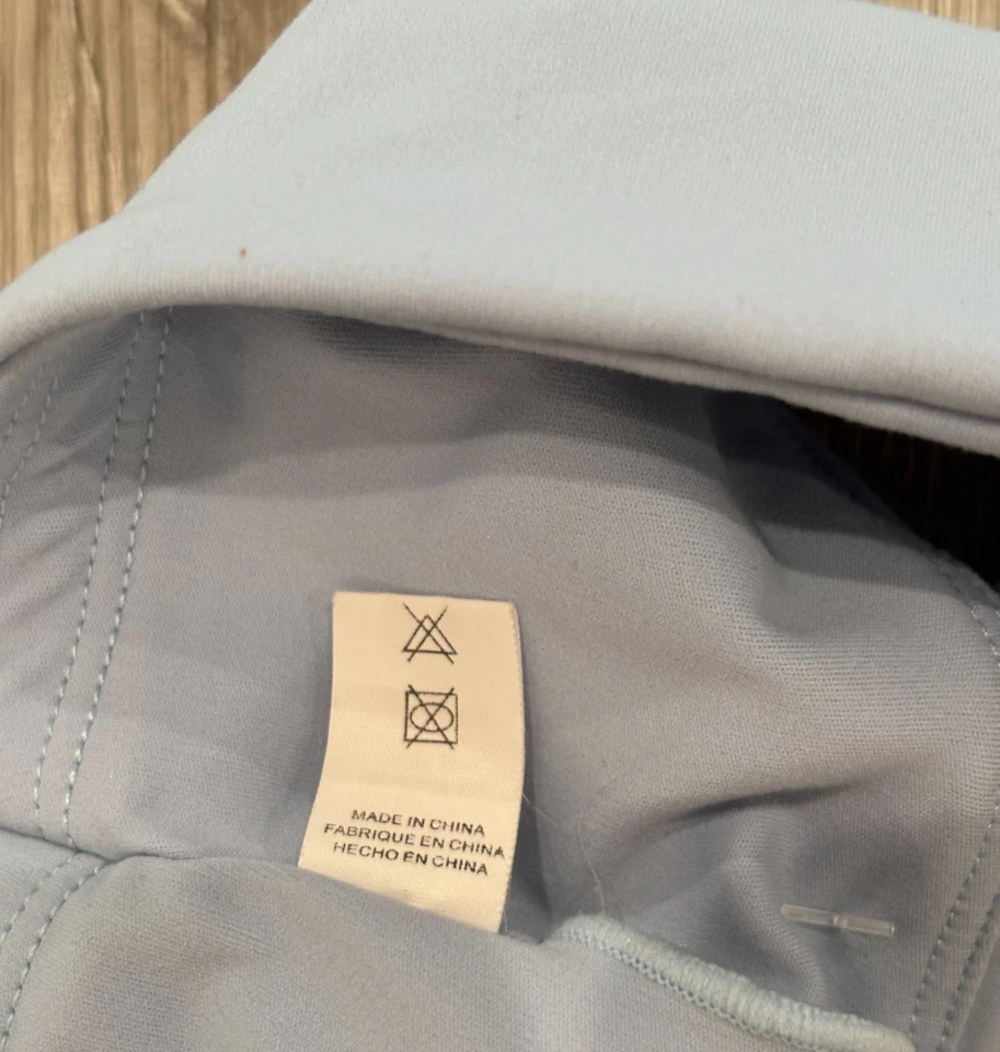 Sujetador deportivo Alo Yoga Splendor gris lunar para mujer S Foto 4 de 4