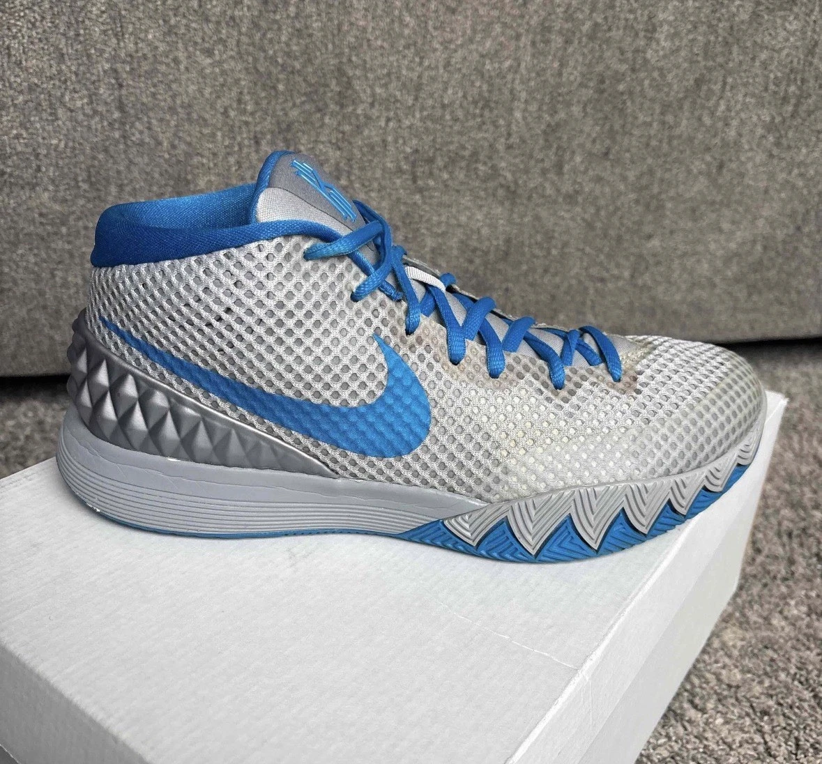Nike Kyrie 1 Men's Sneakers for Sale | Authenticity Guaranteed | eBay