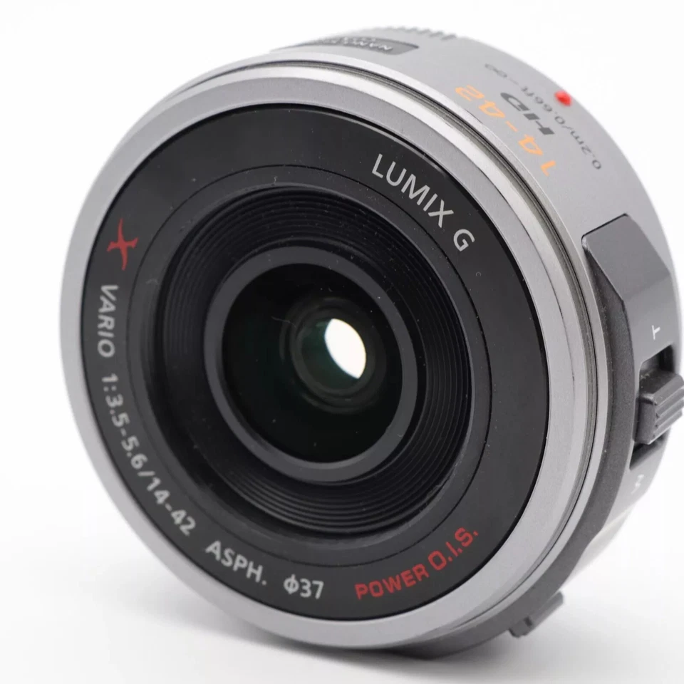 Lumix G X Vario 14-42mm f/3.5-5.6 PZ OIS Lens for Panasonic M4/3-Mount Sliver - Image 3 of 4