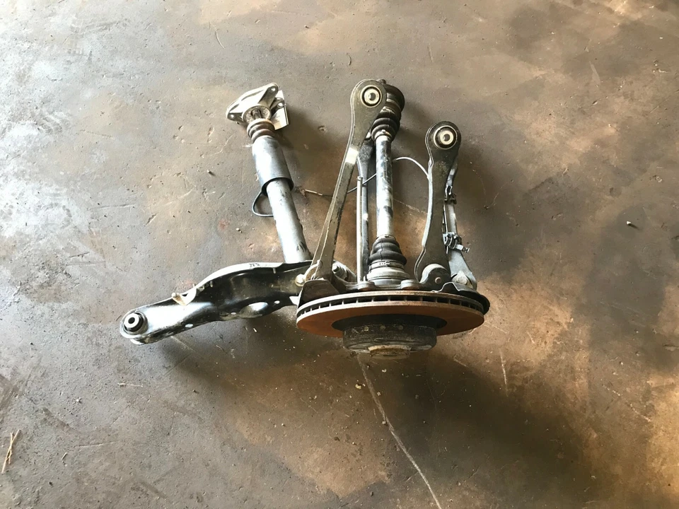 BMW 235I 2015 2016 cupé paquete M AWD conjunto de suspensión trasera izquierda del conductor OEM Foto 2 de 4