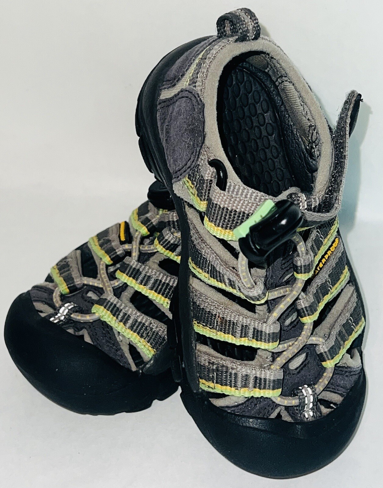 Scarpe sandali acqua KEEN Kids Newport H2 impermeabili da corsa grigi verde neon taglia 8