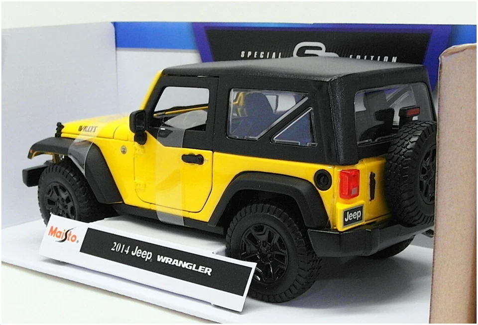 Maisto 1/18 Scale Model Car 46629 - 2014 Jeep Wrangler - Yellow - Image 2 of 4