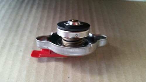 Performance Lever radiator cap pressure cap For Toyota RAV 4 RAV4 1994-1998 - Picture 3 of 4
