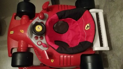 trotteur ferrari rouge