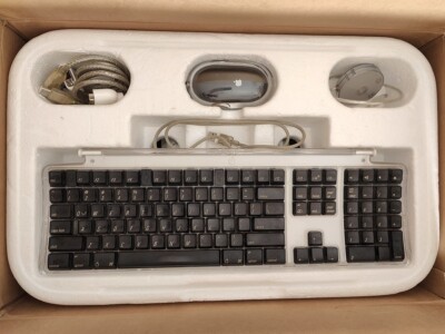 Apple Power Mac G4 Cube Complete Working Set Original Mint in Box