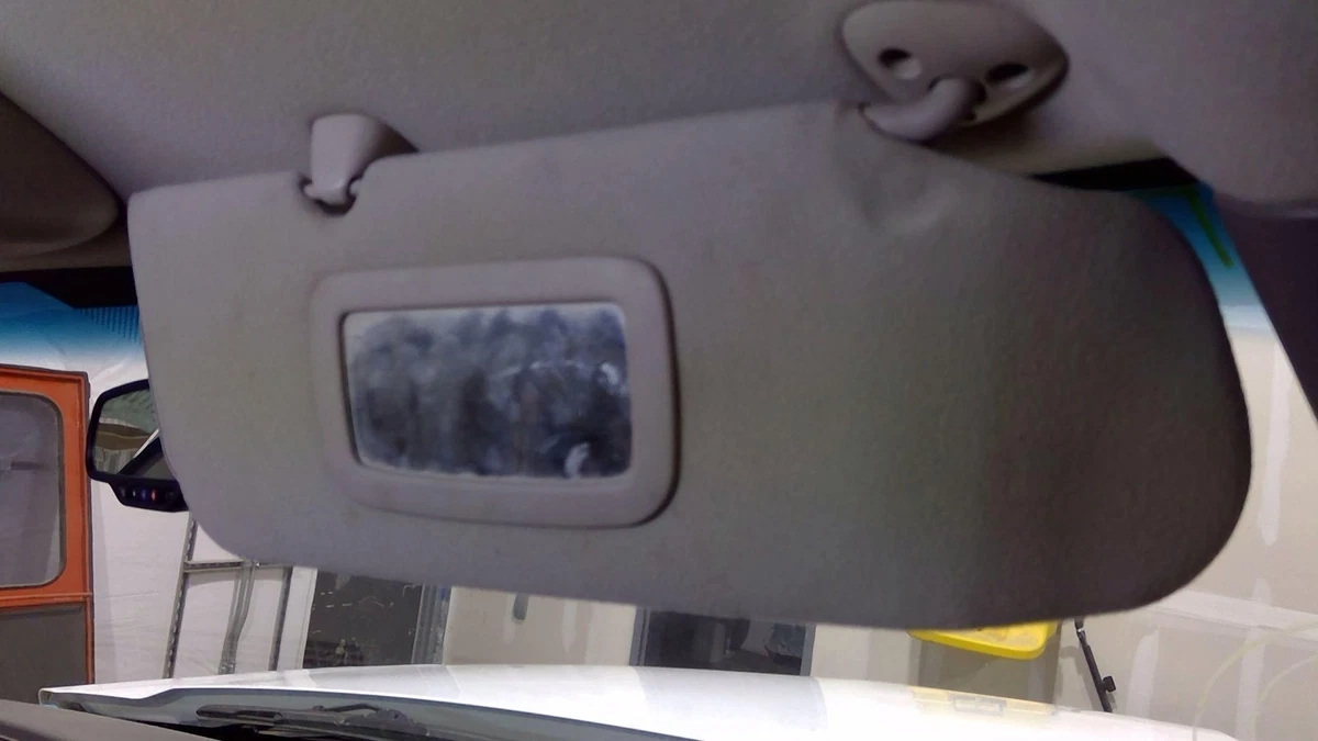 2003 chevy on sale silverado cab visor