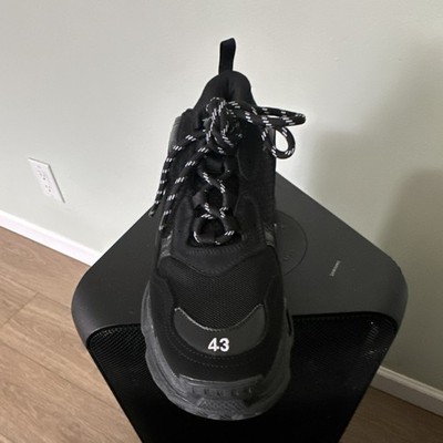 Balenciaga Triple S Black Men's Low Top Sneakers Lace Up with Dust